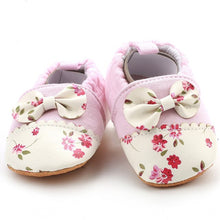 Load image into Gallery viewer, Soft Infant Cute Crib Shoes